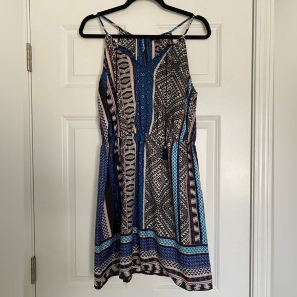 Dress - Picture 1 of 2